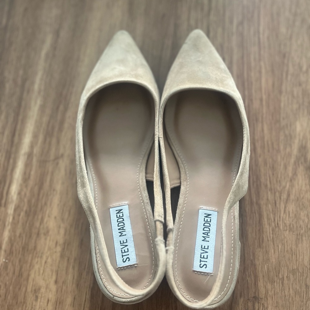 Steve Madden Cream Pointed Flats